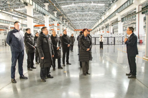 全國工商聯(lián)黨組成員、副主席汪鴻雁一行蒞臨九洲集團(tuán)參觀調(diào)研